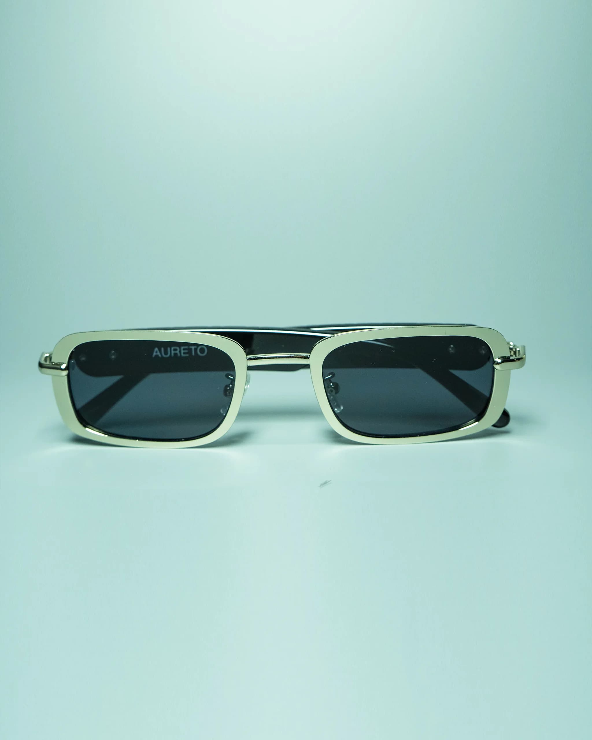 Valen Silver – Unisex Rectangular Metal Sunglasses | Aureto